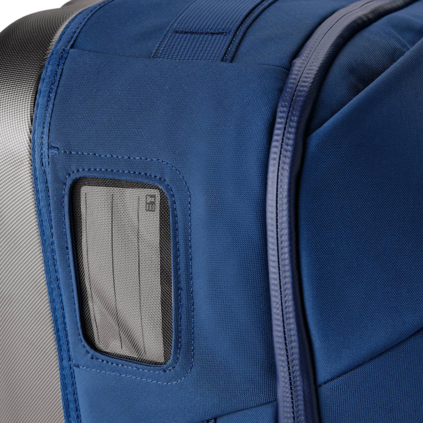 YETI Crossroads Luggage