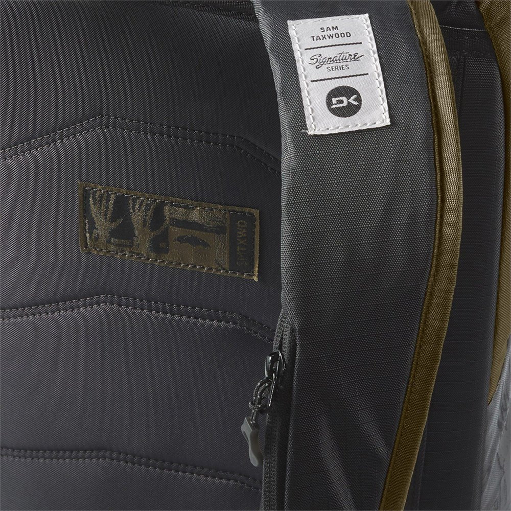Dakine Team Mission Pro 18L Backpack Sam Taxwood - Skiis & Biikes