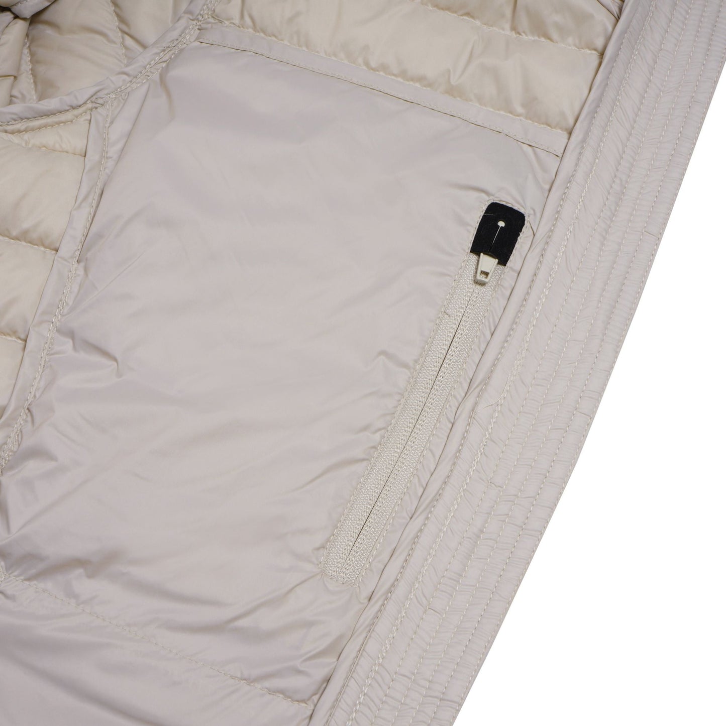 Luhta Inansaari Womens Down Jacket 2026 - Skiis & Biikes