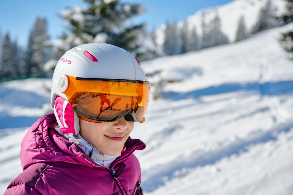 Top 4 Visor Helmets for 2022 - Skiis & Biikes