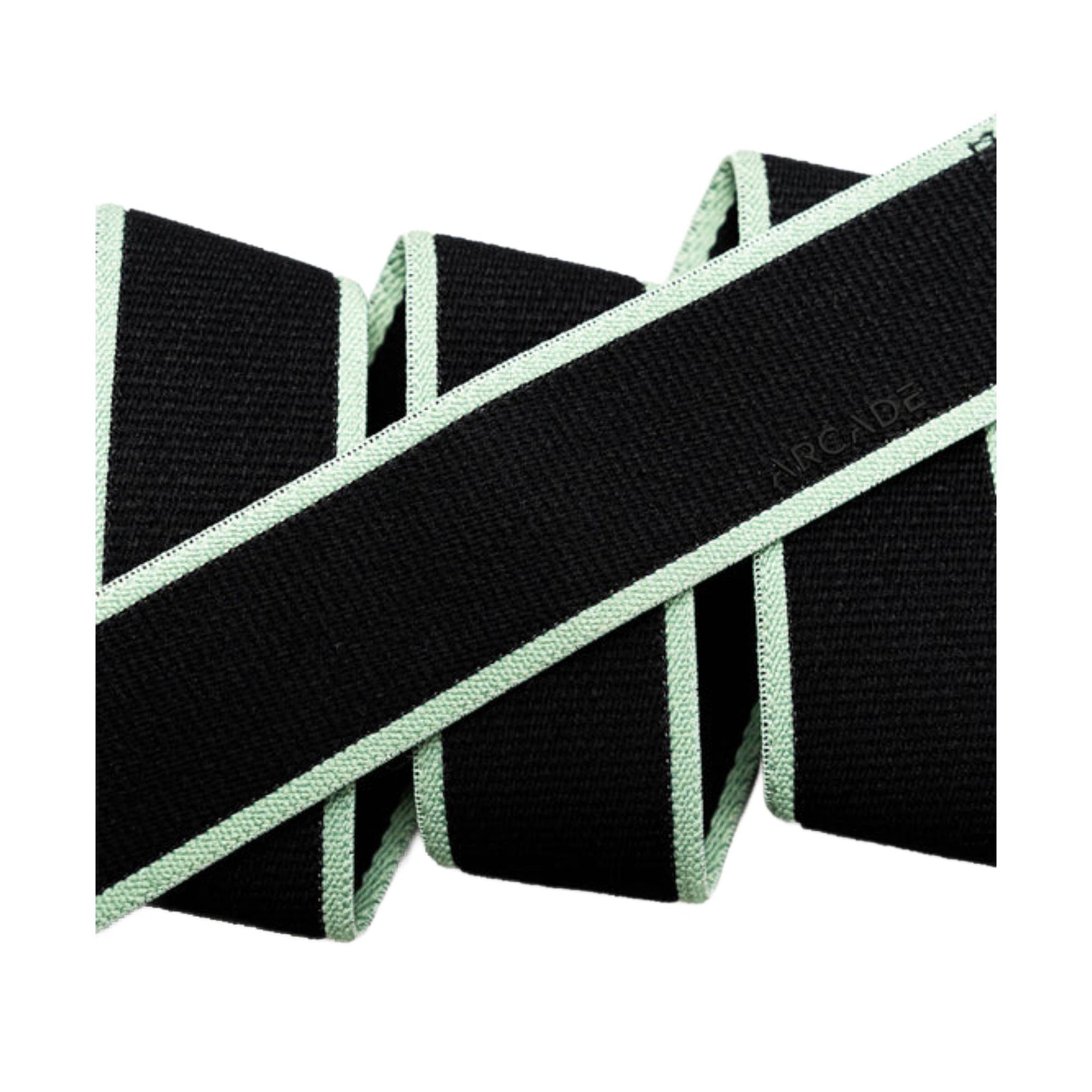 Arcade Carto Adult Belt - Skiis & Biikes