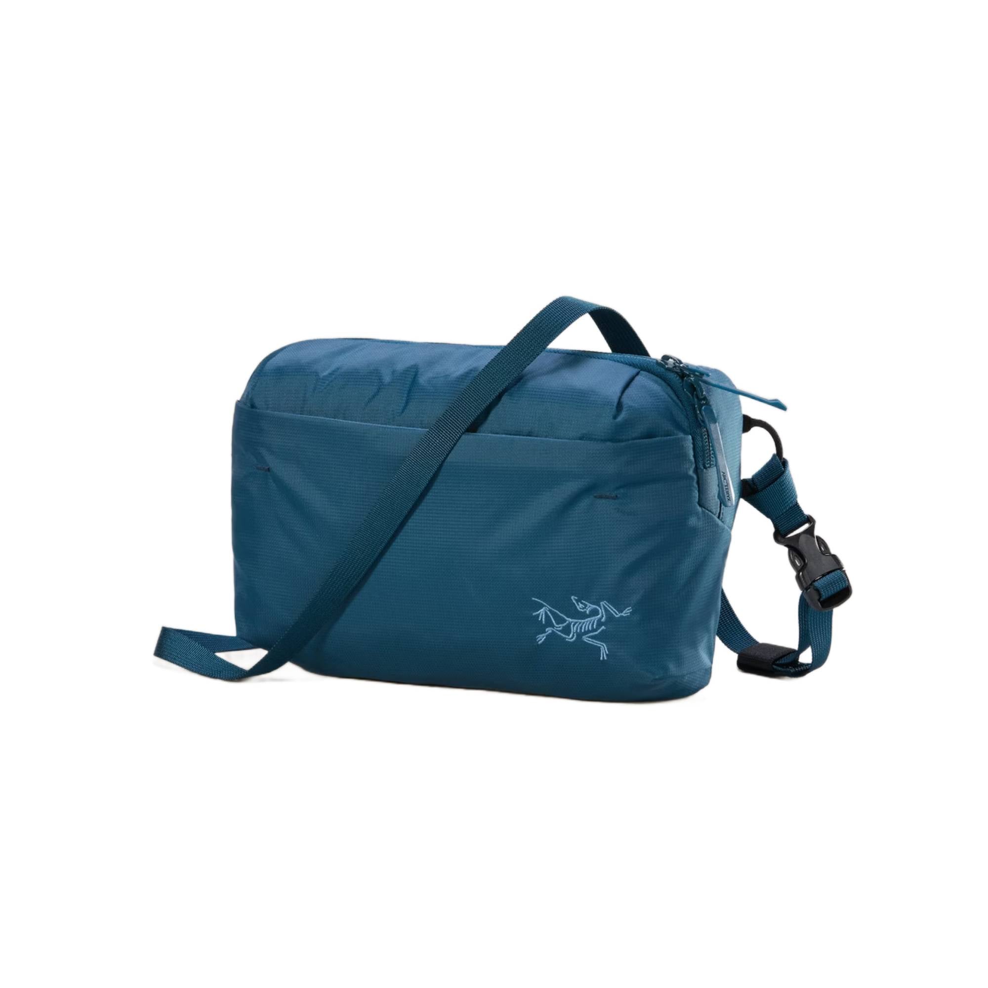 新品　ARC'TERYX Heliad Crossbody Stratus 6L Heliad Crossbody Bag | Arc'teryx Canada