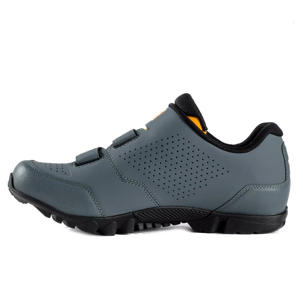 Bontrager Evoke Mens MTB Bike Shoe - Skiis & Biikes