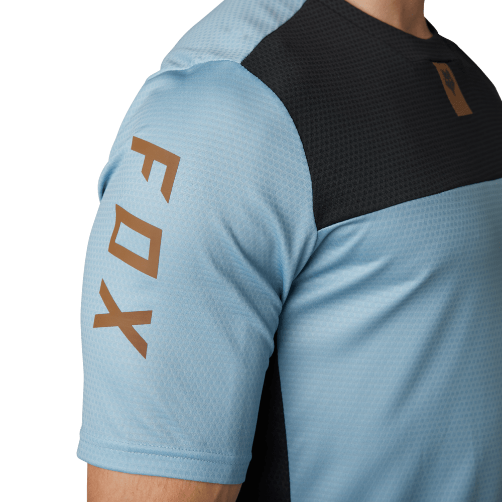 Fox Defend Short Sleeve Mens Jersey - Skiis & Biikes