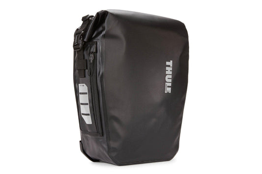 Thule Shield Single Pannier Black 17L - Skiis & Biikes