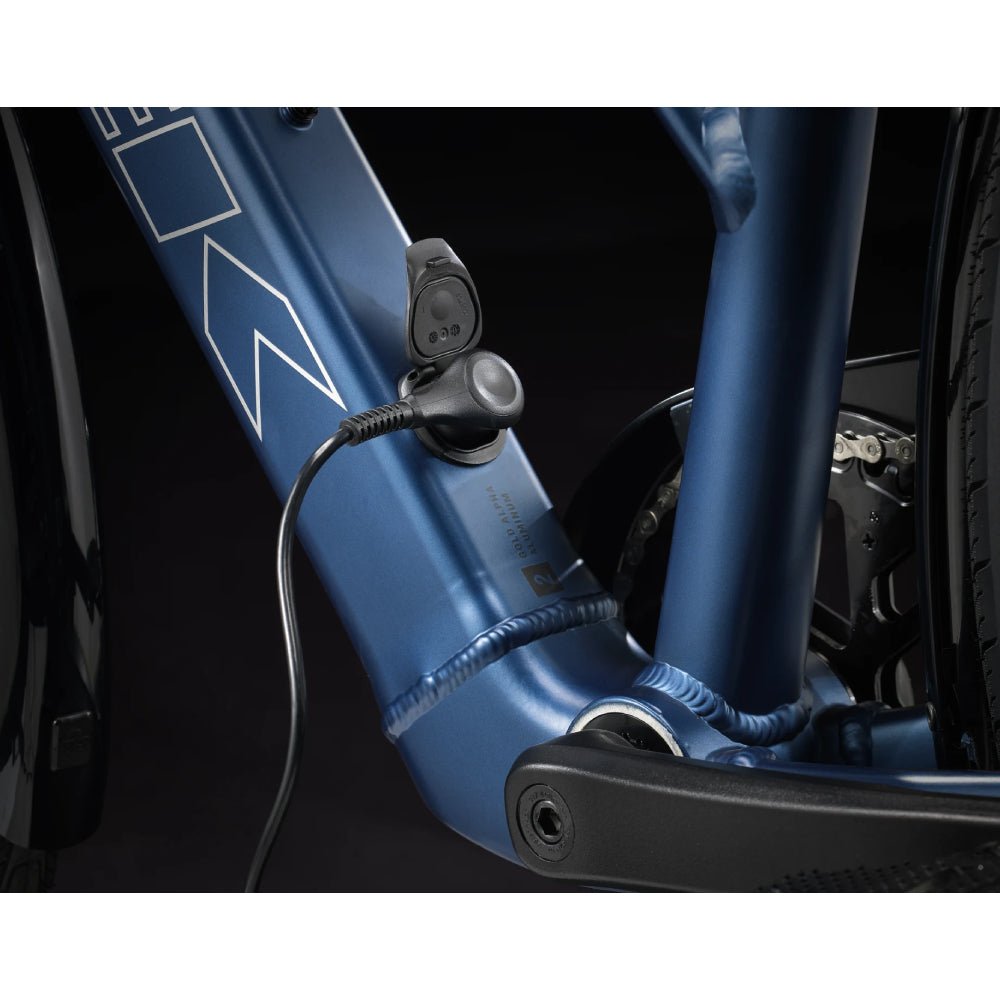 Trek FX+ 2 Stagger - Skiis & Biikes