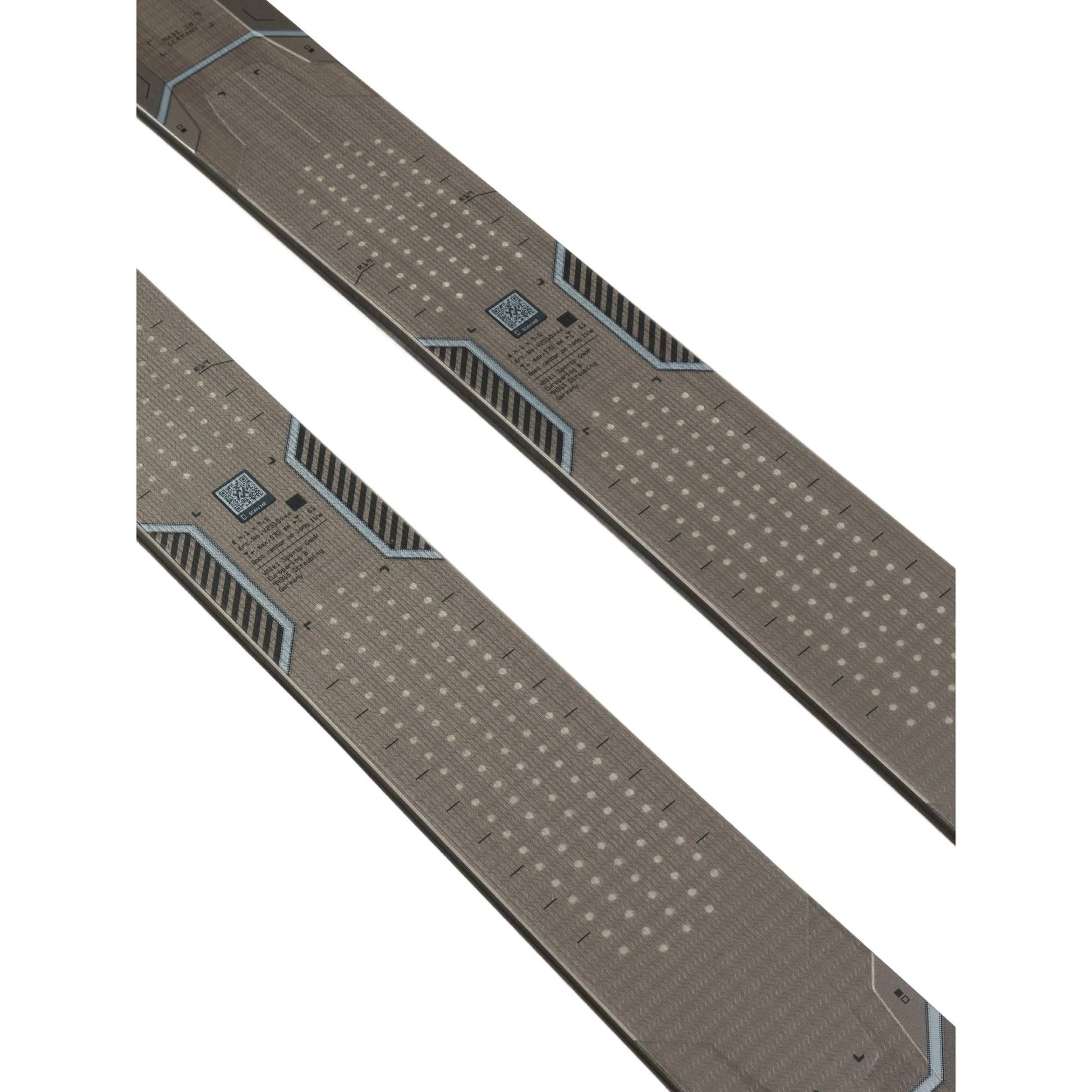 Volkl Mantra 102 Ski 2026 - Skiis & Biikes